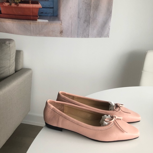 NEVER WORN handmade lambskin ballet flats with pointed square toe. Size 5 1/2. - Picture 3 of 4